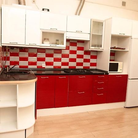 Театральна#Ilike# Apartment ลวีฟ ภายนอก รูปภาพ